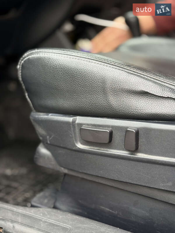 Внедорожник / Кроссовер Mitsubishi Outlander 2013 в Одессе