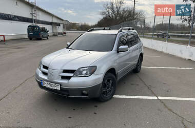 Внедорожник / Кроссовер Mitsubishi Outlander 2004 в Белгороде-Днестровском
