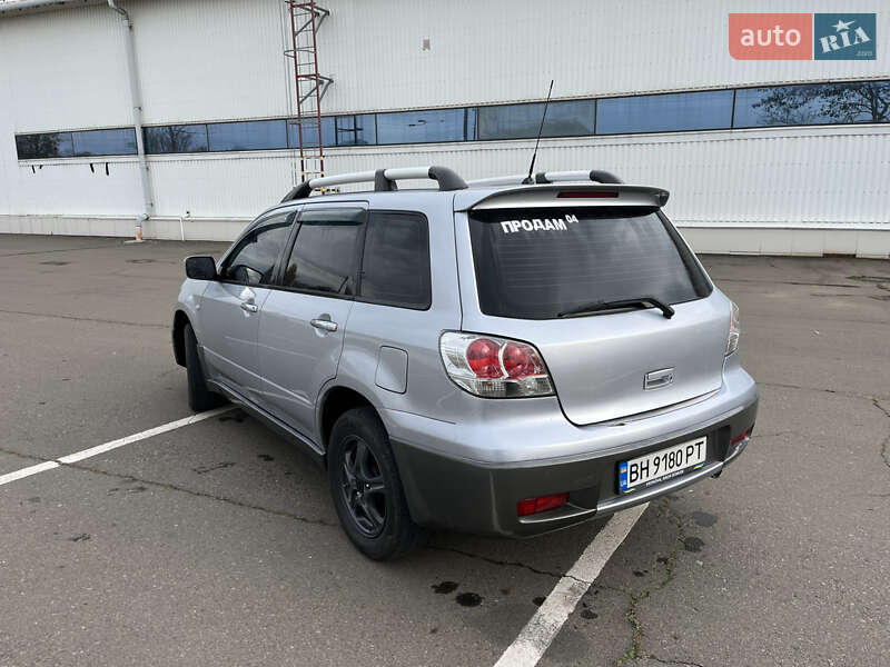 Позашляховик / Кросовер Mitsubishi Outlander 2004 в Білгороді-Дністровському фото 5 Позашляховик / Кросовер Mitsubishi Outlander 2004 в Білгороді-Дністровському