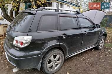 Позашляховик / Кросовер Mitsubishi Outlander 2009 в Києві