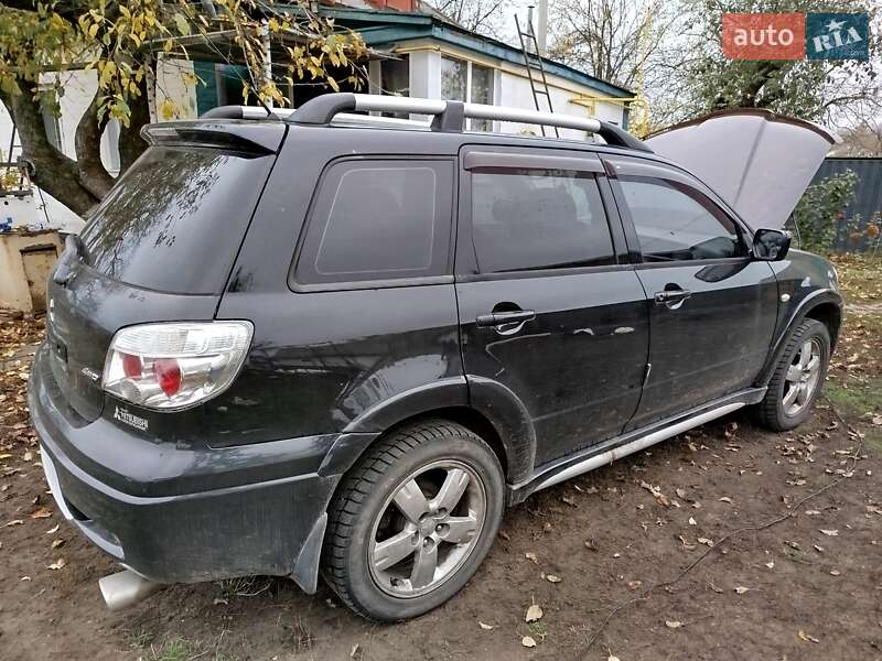 Позашляховик / Кросовер Mitsubishi Outlander 2009 в Києві