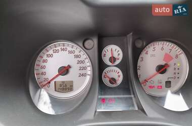Позашляховик / Кросовер Mitsubishi Outlander 2009 в Києві