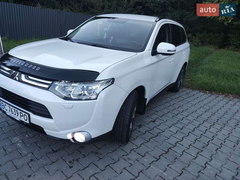 Внедорожник / Кроссовер Mitsubishi Outlander 2013 в Трускавце
