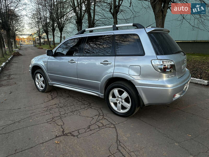 Внедорожник / Кроссовер Mitsubishi Outlander 2008 в Житомире