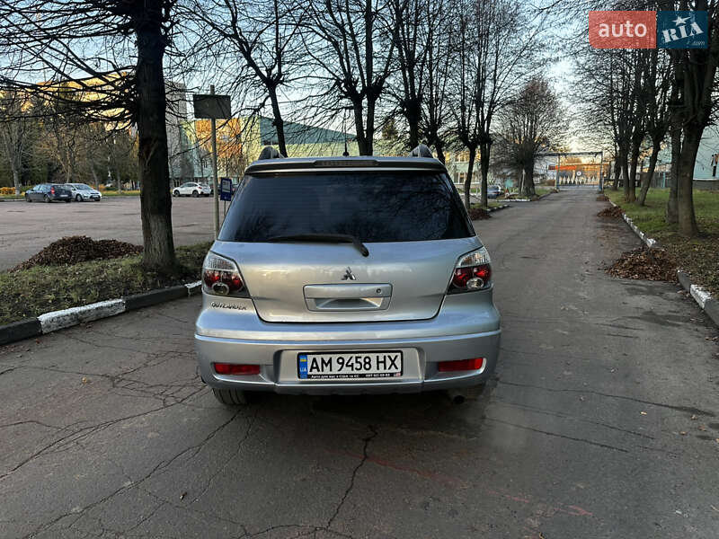 Внедорожник / Кроссовер Mitsubishi Outlander 2008 в Житомире
