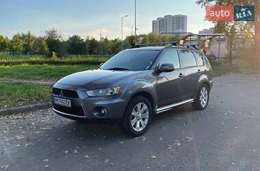 Позашляховик / Кросовер Mitsubishi Outlander 2010 в Житомирі