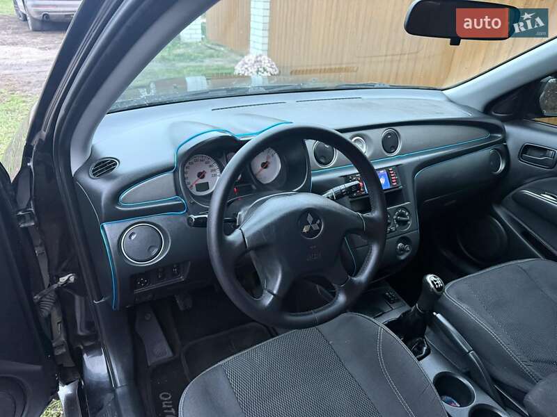 Внедорожник / Кроссовер Mitsubishi Outlander 2008 в Носовке