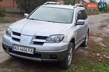 Внедорожник / Кроссовер Mitsubishi Outlander 2004 в Краснограде