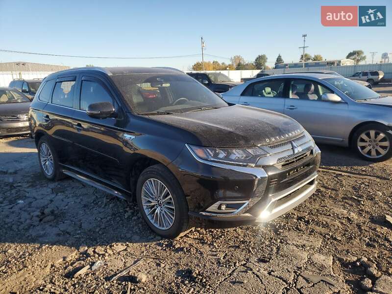 Внедорожник / Кроссовер Mitsubishi Outlander 2020 в Черновцах фото 5 Внедорожник / Кроссовер Mitsubishi Outlander 2020 в Черновцах