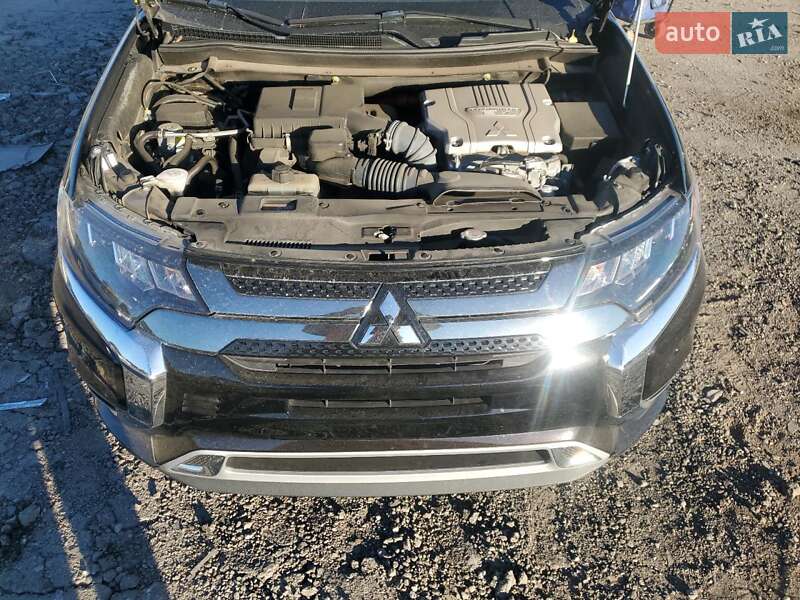 Внедорожник / Кроссовер Mitsubishi Outlander 2020 в Черновцах фото 12 Внедорожник / Кроссовер Mitsubishi Outlander 2020 в Черновцах