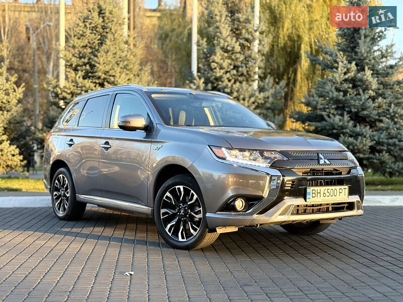 Mitsubishi Outlander 2018