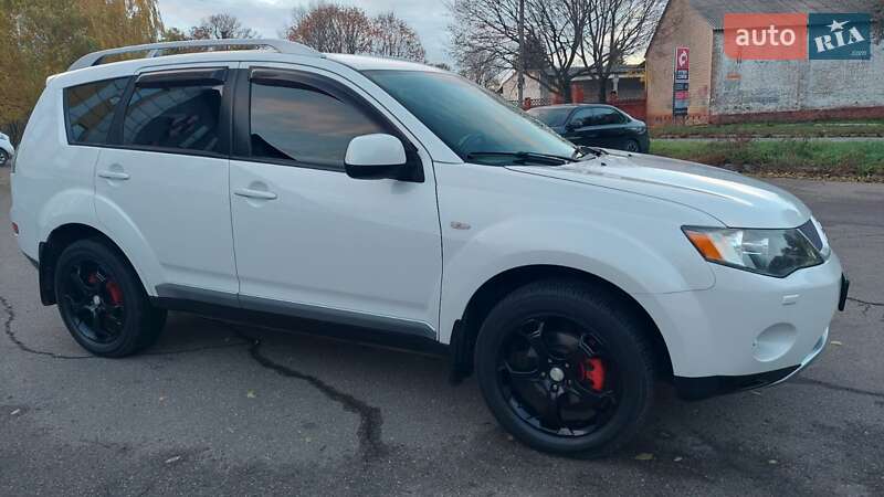 Внедорожник / Кроссовер Mitsubishi Outlander 2008 в Чернигове