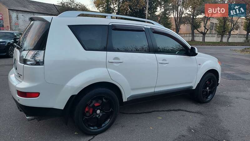 Внедорожник / Кроссовер Mitsubishi Outlander 2008 в Чернигове