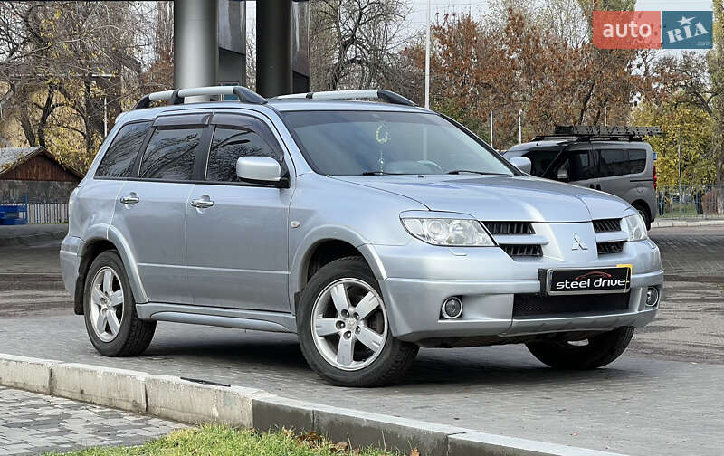 Внедорожник / Кроссовер Mitsubishi Outlander 2008 в Николаеве