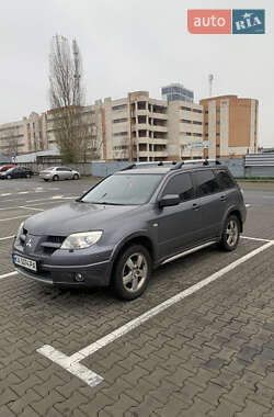 Внедорожник / Кроссовер Mitsubishi Outlander 2008 в Киеве