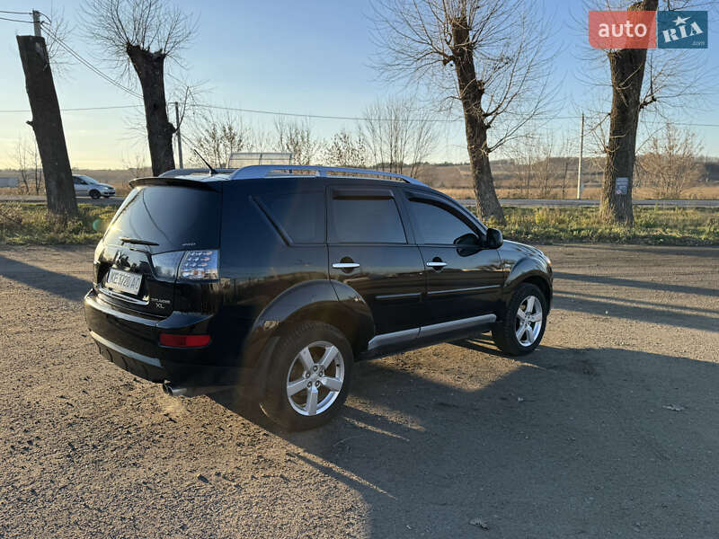 Внедорожник / Кроссовер Mitsubishi Outlander 2008 в Киеве