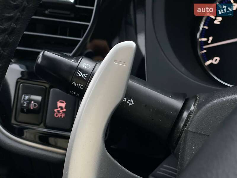 Внедорожник / Кроссовер Mitsubishi Outlander 2015 в Киеве