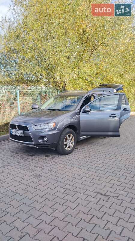 Внедорожник / Кроссовер Mitsubishi Outlander 2010 в Ивано-Франковске