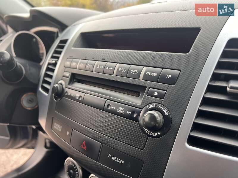 Позашляховик / Кросовер Mitsubishi Outlander 2008 в Жовтих Водах