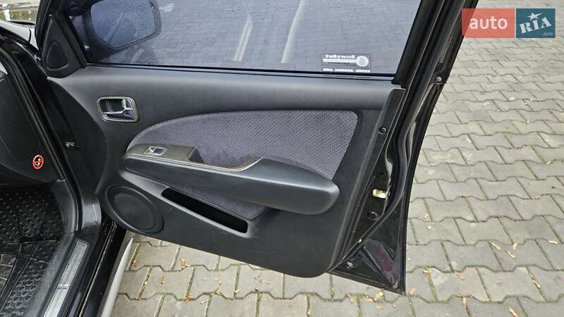 Внедорожник / Кроссовер Mitsubishi Outlander 2006 в Виннице