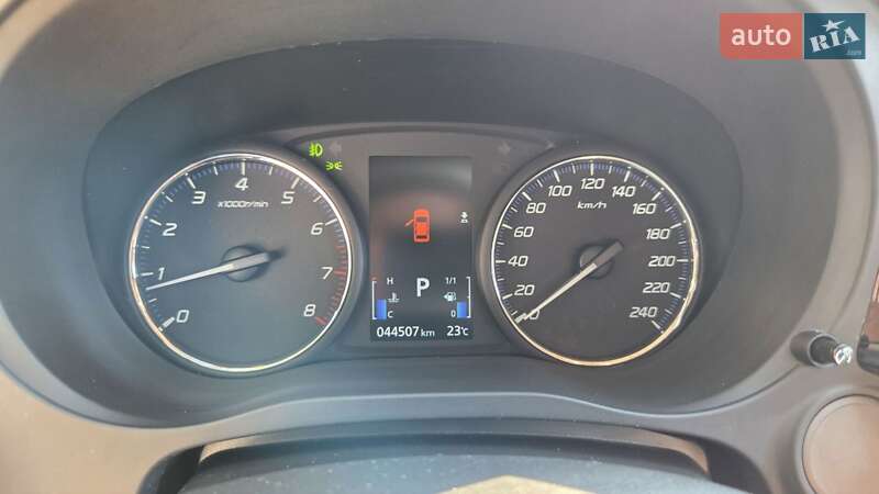 Позашляховик / Кросовер Mitsubishi Outlander 2016 в Харкові