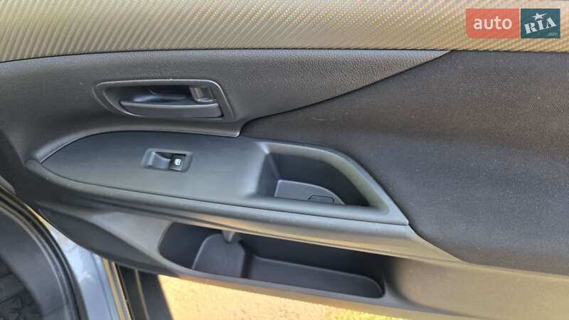 Позашляховик / Кросовер Mitsubishi Outlander 2016 в Харкові