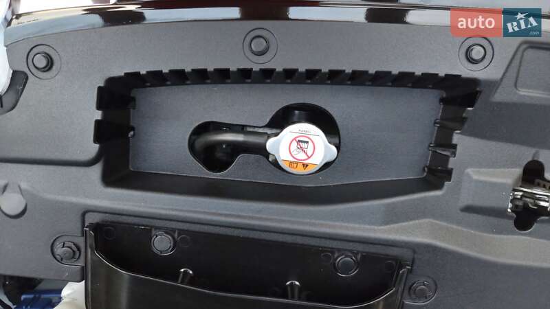 Позашляховик / Кросовер Mitsubishi Outlander 2016 в Харкові