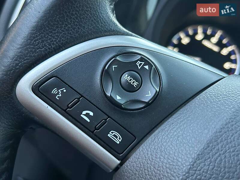 Внедорожник / Кроссовер Mitsubishi Outlander 2014 в Одессе