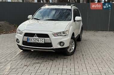 Внедорожник / Кроссовер Mitsubishi Outlander 2011 в Хмельницком