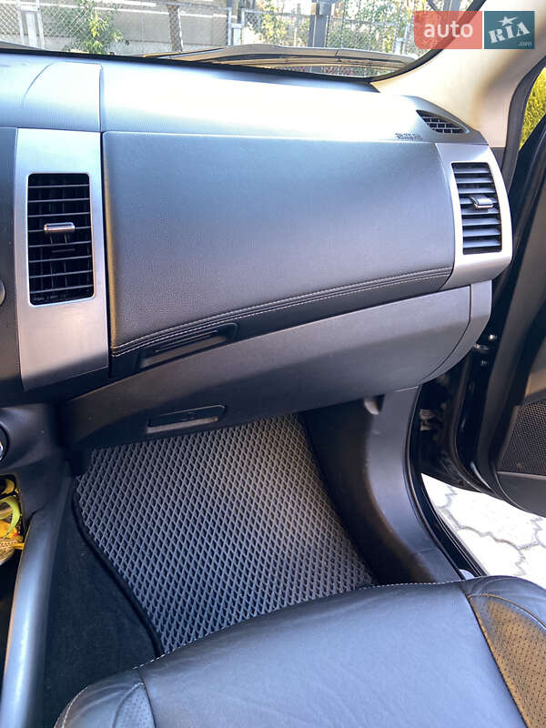 Внедорожник / Кроссовер Mitsubishi Outlander 2010 в Владимире