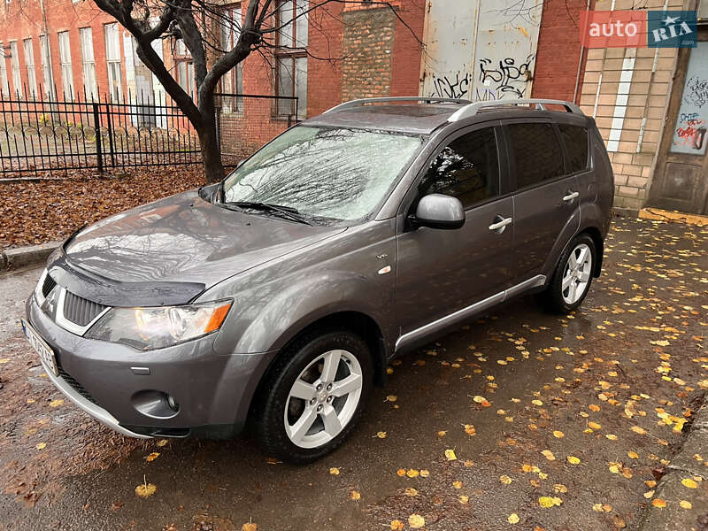Внедорожник / Кроссовер Mitsubishi Outlander 2008 в Умани фото 11 Внедорожник / Кроссовер Mitsubishi Outlander 2008 в Умани