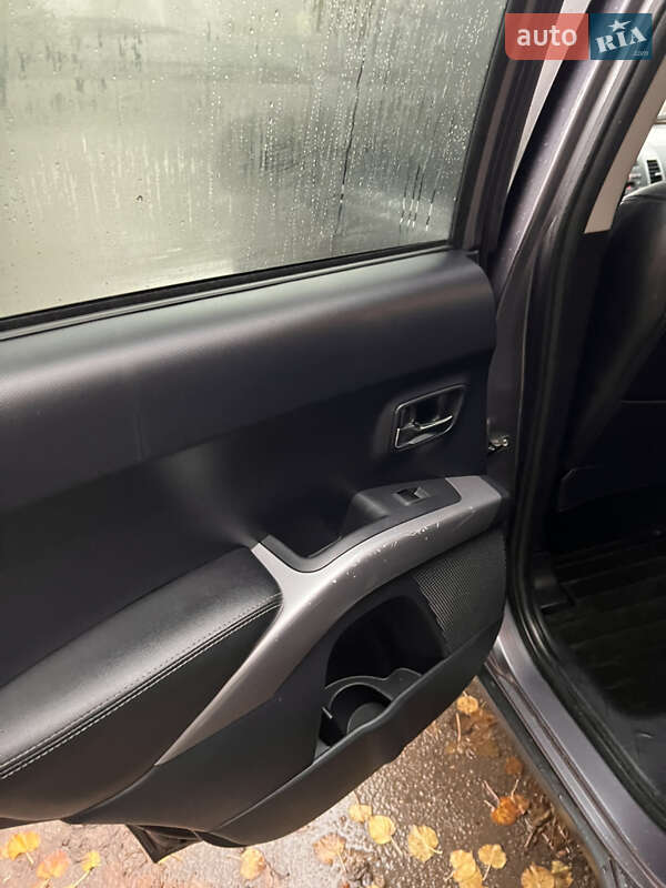 Внедорожник / Кроссовер Mitsubishi Outlander 2008 в Умани фото 37 Внедорожник / Кроссовер Mitsubishi Outlander 2008 в Умани