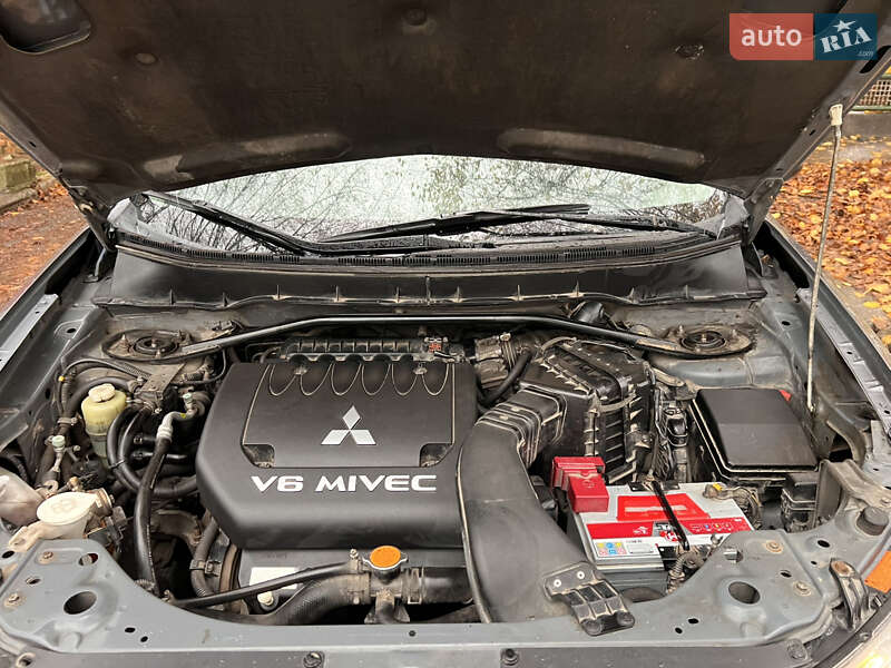 Внедорожник / Кроссовер Mitsubishi Outlander 2008 в Умани фото 50 Внедорожник / Кроссовер Mitsubishi Outlander 2008 в Умани