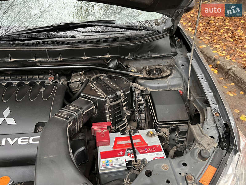 Внедорожник / Кроссовер Mitsubishi Outlander 2008 в Умани фото 52 Внедорожник / Кроссовер Mitsubishi Outlander 2008 в Умани