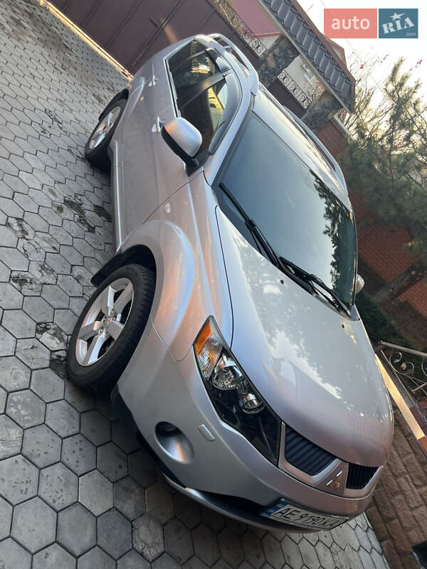 Внедорожник / Кроссовер Mitsubishi Outlander 2008 в Днепре фото 3 Внедорожник / Кроссовер Mitsubishi Outlander 2008 в Днепре