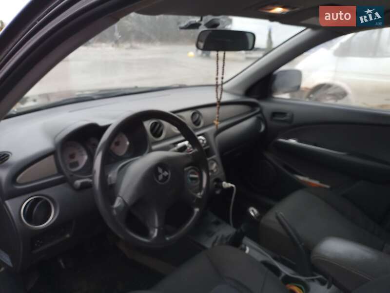 Внедорожник / Кроссовер Mitsubishi Outlander 2006 в Тернополе