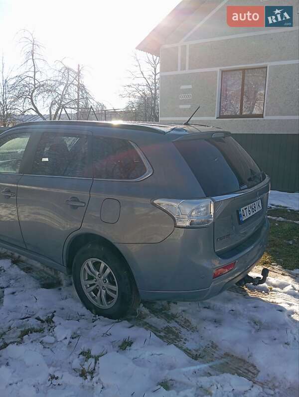 Позашляховик / Кросовер Mitsubishi Outlander 2014 в Богородчанах