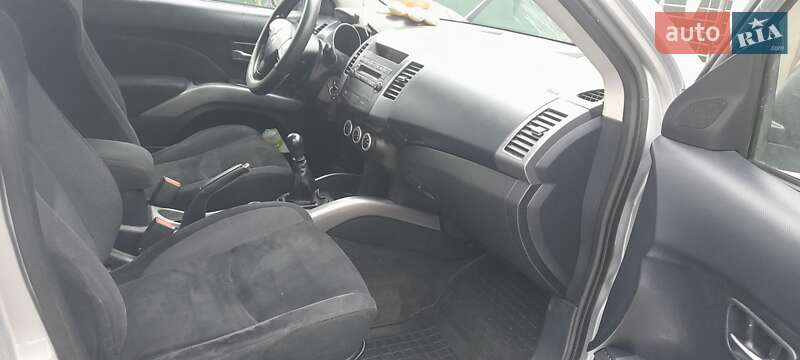Позашляховик / Кросовер Mitsubishi Outlander 2007 в Ізмаїлі