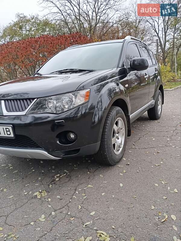 Позашляховик / Кросовер Mitsubishi Outlander 2008 в Полтаві