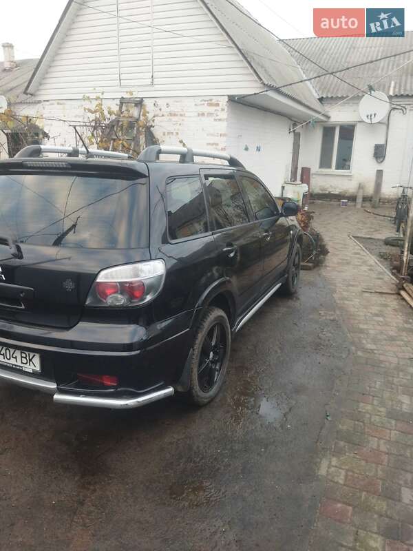 Внедорожник / Кроссовер Mitsubishi Outlander 2006 в Звенигородке
