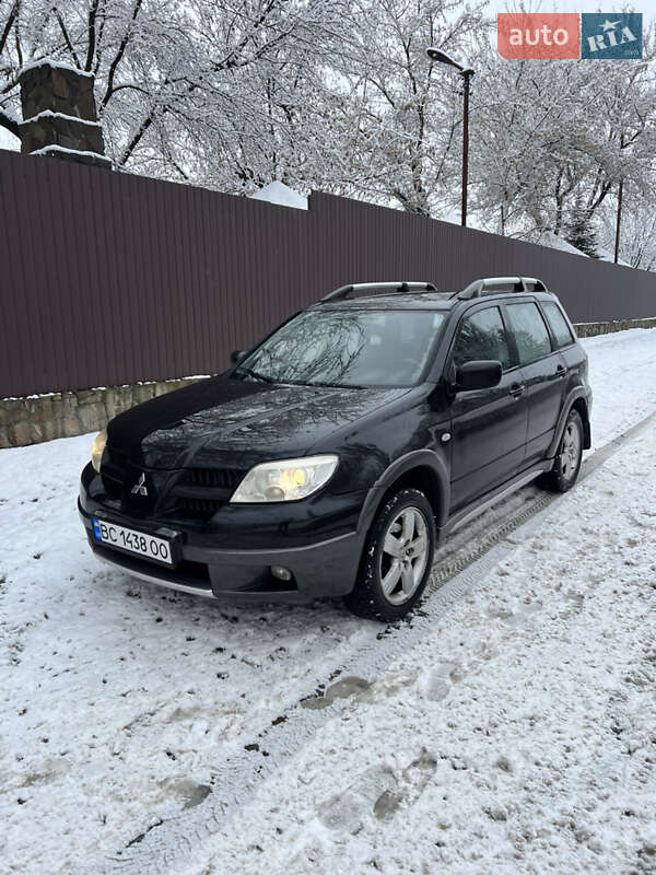 Mitsubishi Outlander 2006