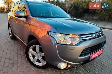 Позашляховик / Кросовер Mitsubishi Outlander 2013 в Львові