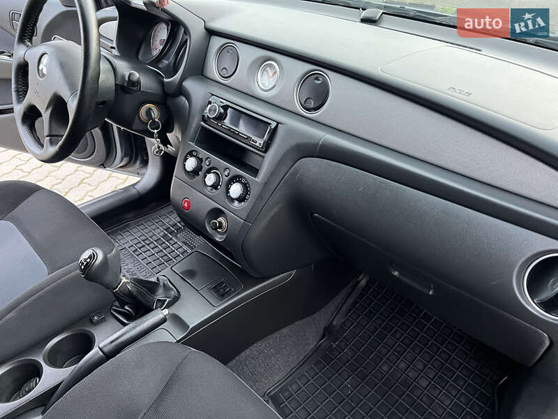 Позашляховик / Кросовер Mitsubishi Outlander 2007 в Могилів-Подільському