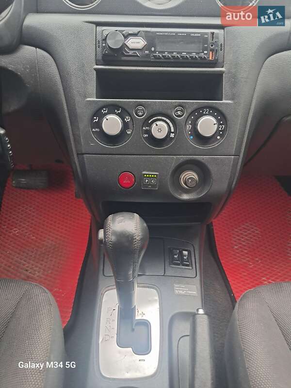 Позашляховик / Кросовер Mitsubishi Outlander 2007 в Тернополі