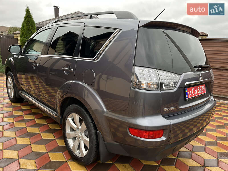Внедорожник / Кроссовер Mitsubishi Outlander 2012 в Виннице