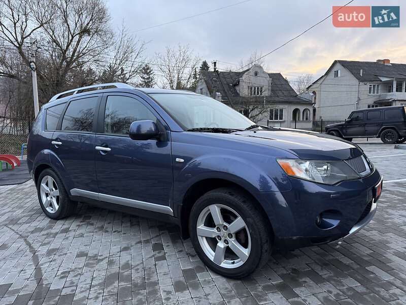 Позашляховик / Кросовер Mitsubishi Outlander 2007 в Кременці