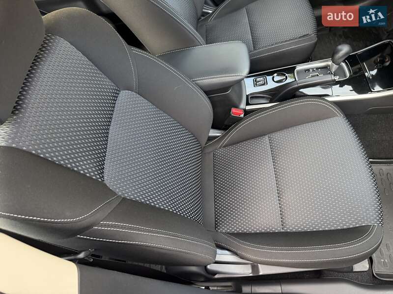 Позашляховик / Кросовер Mitsubishi Outlander 2019 в Одесі фото 21 Позашляховик / Кросовер Mitsubishi Outlander 2019 в Одесі