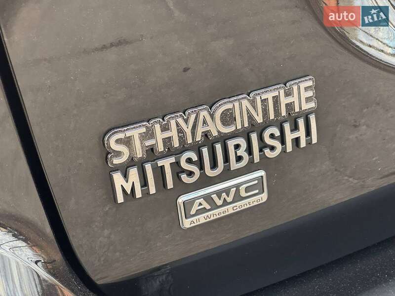 Внедорожник / Кроссовер Mitsubishi Outlander 2016 в Ахтырке фото 19 Внедорожник / Кроссовер Mitsubishi Outlander 2016 в Ахтырке