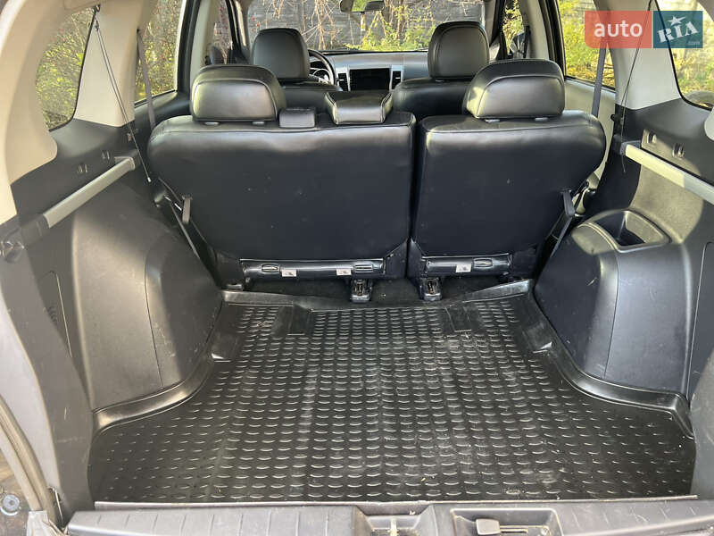 Внедорожник / Кроссовер Mitsubishi Outlander 2008 в Бердичеве