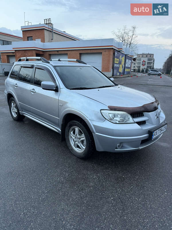 Внедорожник / Кроссовер Mitsubishi Outlander 2008 в Харькове фото 3 Внедорожник / Кроссовер Mitsubishi Outlander 2008 в Харькове